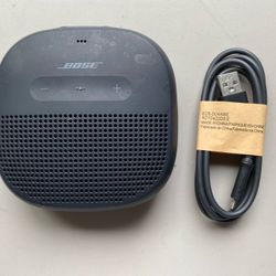 Bose Soundlink Micro Bluetooth Speaker ( Black)