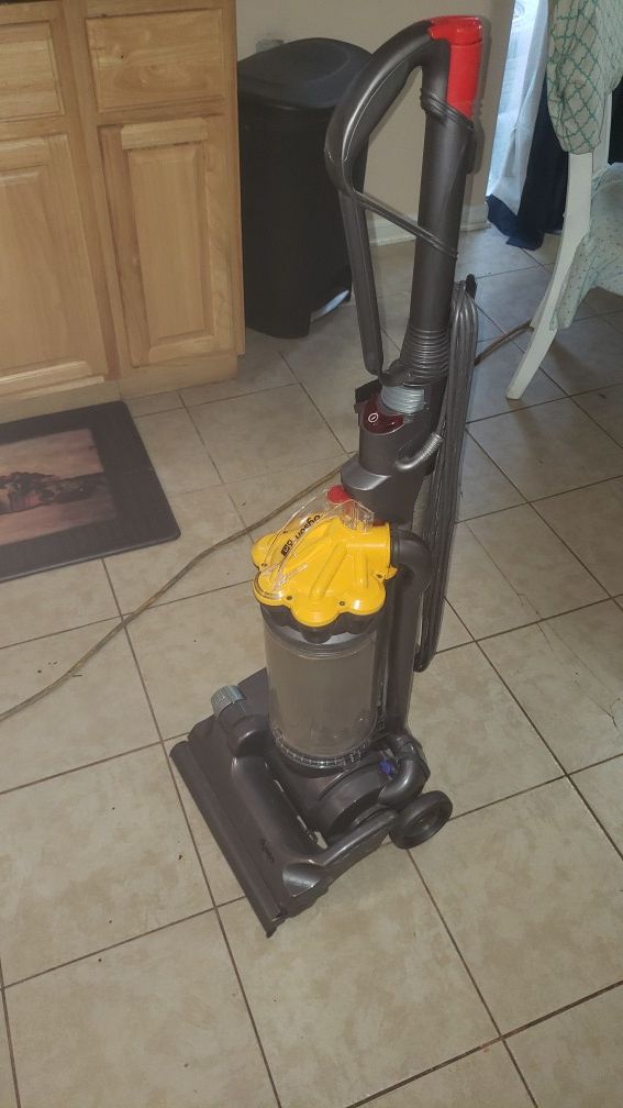 Dyson DC33 vacuum