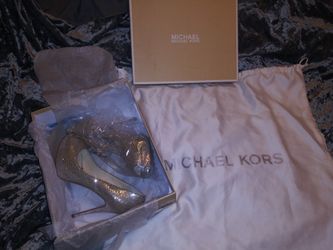 MK high heels