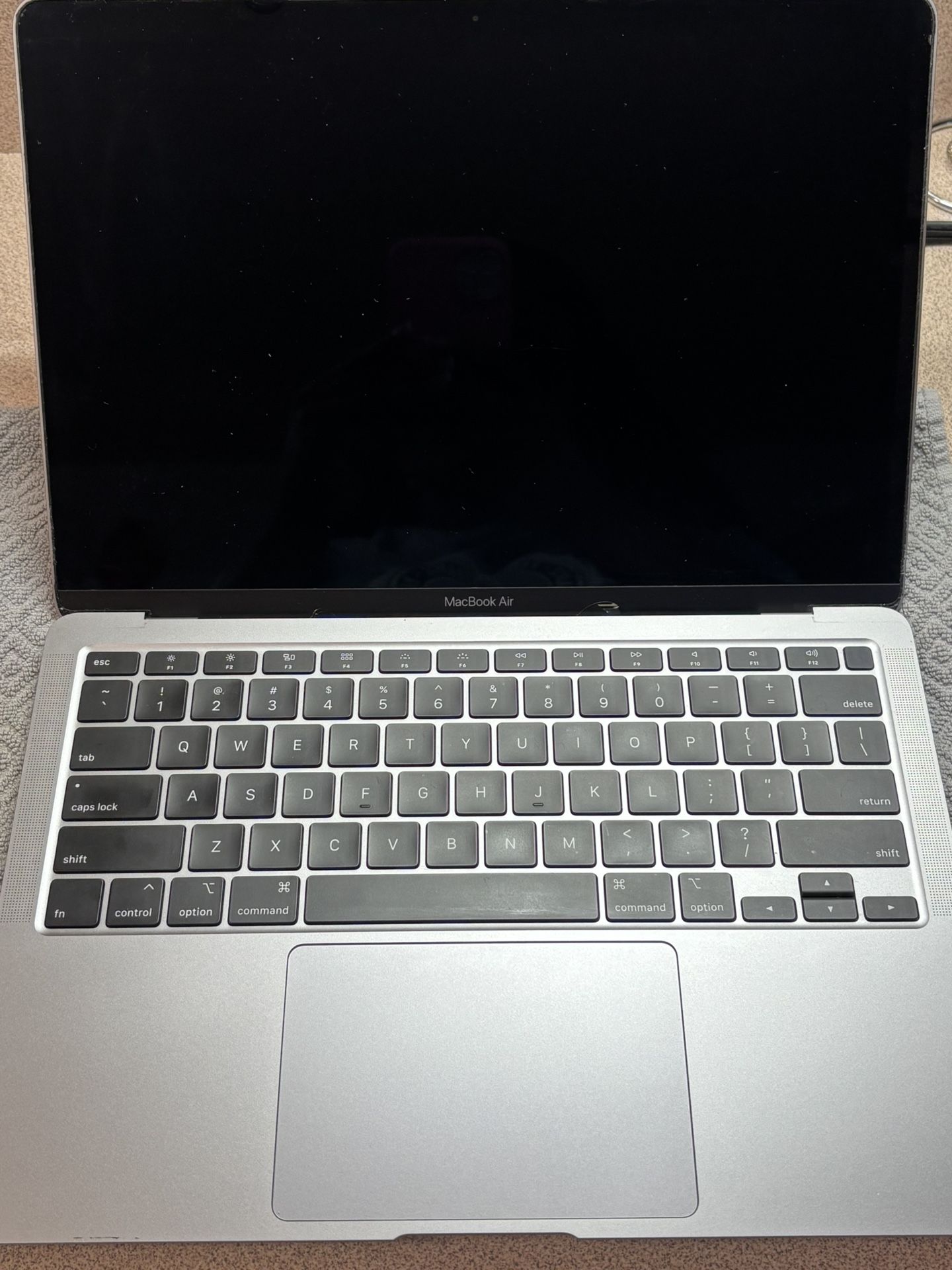 π₯ MacBook Air 13β (2020, Intel i3) β Good Condition