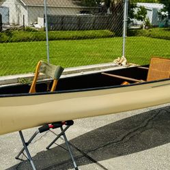 Mad River Lamoille 18’ Canoe 