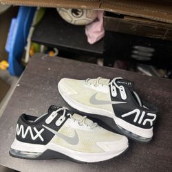 Nike Air Max Alpha Trainer 4 White Wolf 