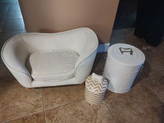Elegant velvet oval pet bed and containers all $25.00 see my other offers must pick up cash only