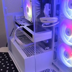 MSI MPG Z790 Edge,i7-13700K,64GB DDR5,2TB NVMe,Corsair 3500X Case 7 ARGB Fans with Controller,850W PSU,GIGABYTE AERO GeForce RTX 5060 Ti 16GB