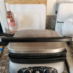 GE 4-in-1 Grill Griddle Panini Maker