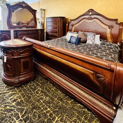 AICO By Michael Amini CORTINA BED King Size!!! BIG OFFER!!! - JUST THE BED - NY