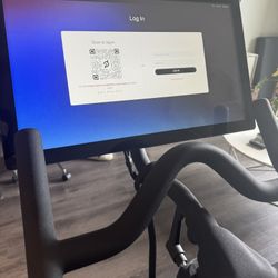 Peloton bike 