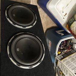 10W6 JL Audio with double baffle ported box