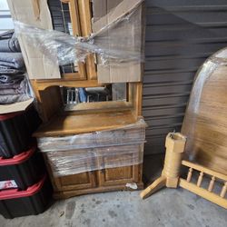 Kitchen Table With 5 Chairs & Matching Hutch