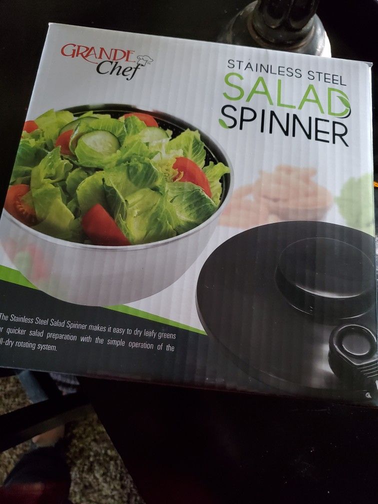 Salad Spinner NEW IN BOX