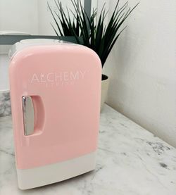 Mini fridge