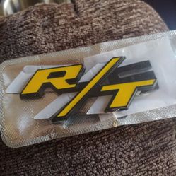 Rt Emblem