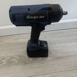 Snap On 1/2 Impact With Battery No Charger 