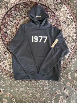 Essential Hoodie 1977