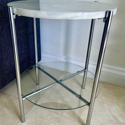 Beautiful Faux Marble End Table