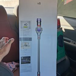 Brand new in box dyson v8 vacuum