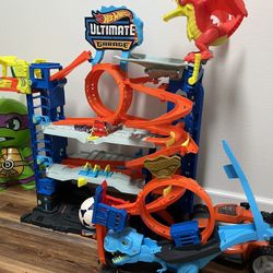 Hotwheels Ultimate Garage