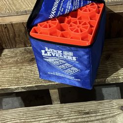 Levelers & Pads