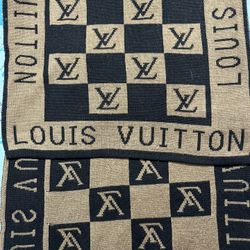 Louis Vuitton Scarf 