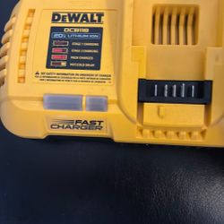 DE WALT 20V FAST CHARGER 