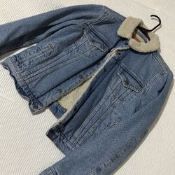 Levi’s Sherpa Trucker Jacket
