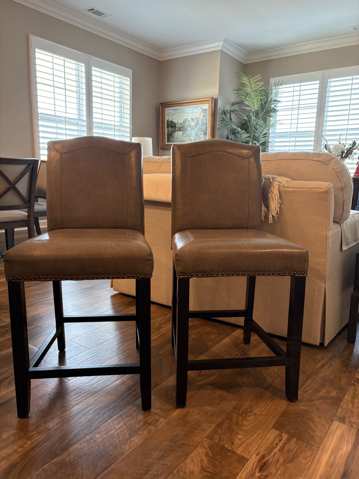 Set of 2 Like New Counter Stools
