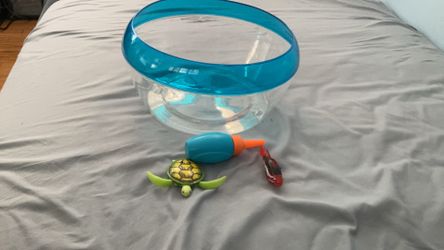 Robotic Turtle and fish with tank