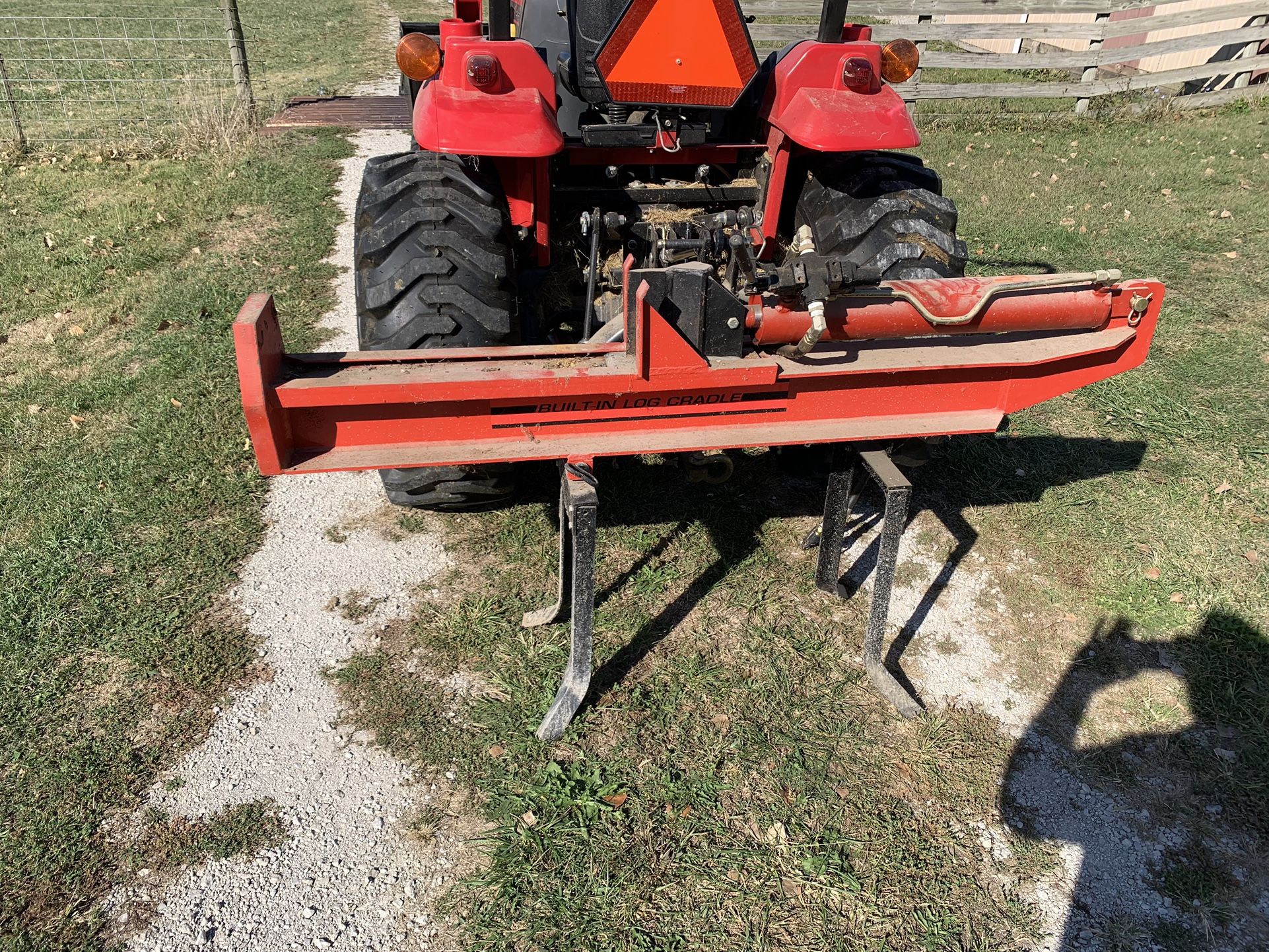 Hydraulic 3 Point Wood Splinter