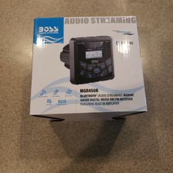 Boss Bluetooth Streaming Marine Mgr450b Brand New