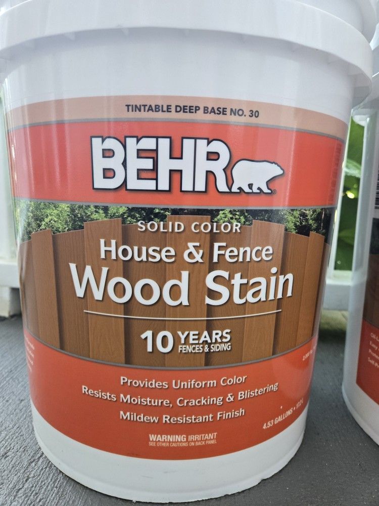 BEHR (Cedar Natural Tone) Wood Stain