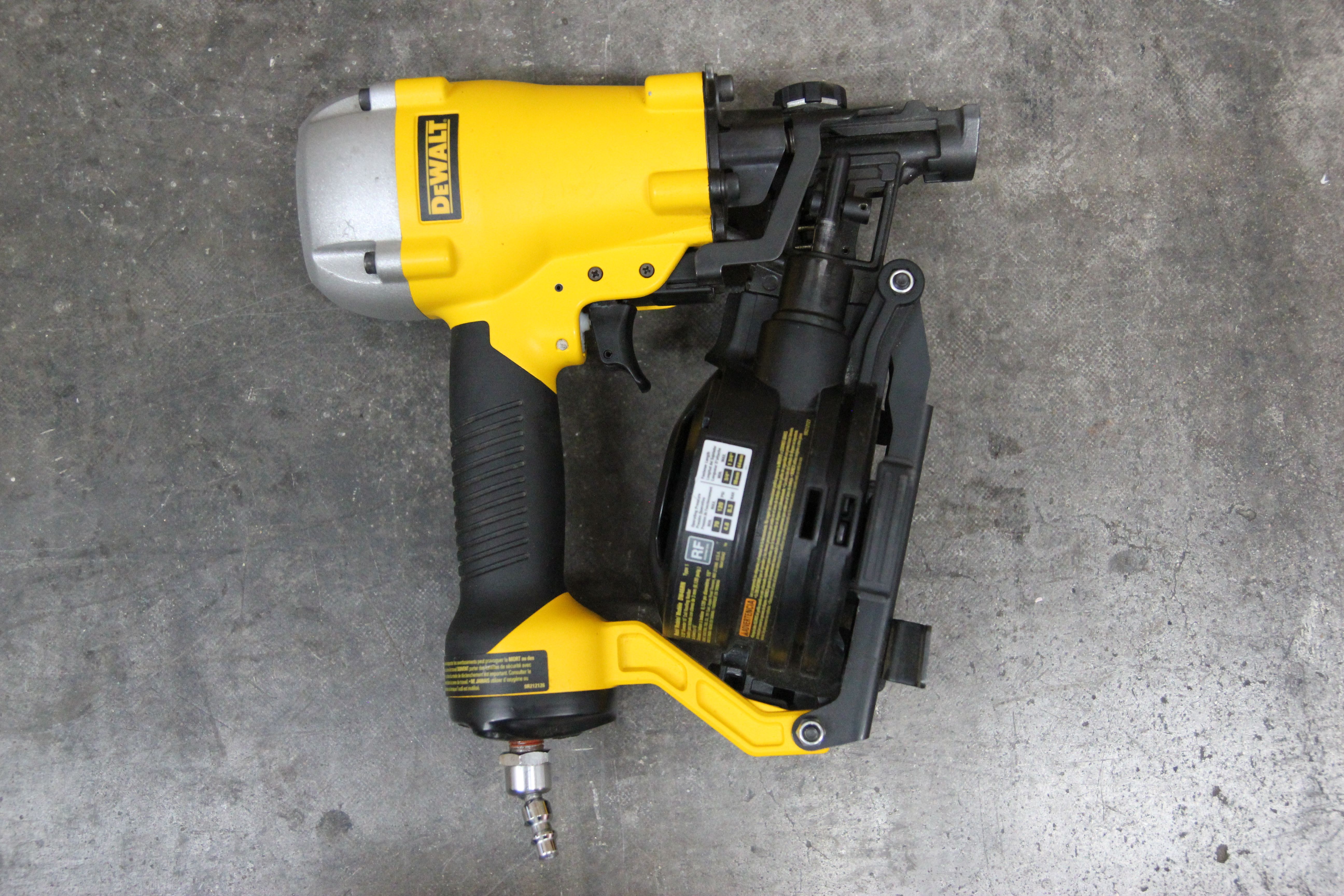 DeWalt Pneumatic 15 Degree 1 3/4" Coil Roofing Nailer Model# DW46RN