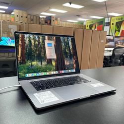 NWS - Apple Macbook Pro Retina 16 Inch Laptop - 2.3GHz 8 Core i9 - 16GB RAM - 1TB SSD - AMD Radeon Pro 5500M (4GB) 2019 - Space Grey SKU5637