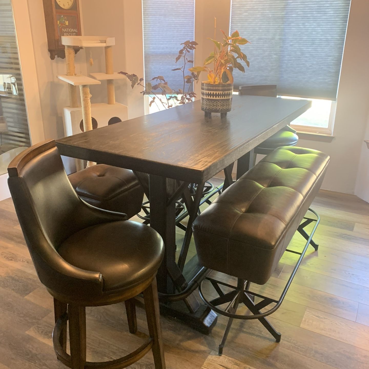 Pub Table And Chairs 