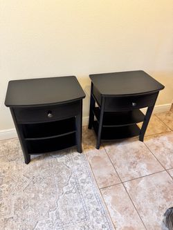Solid wood Nightstands