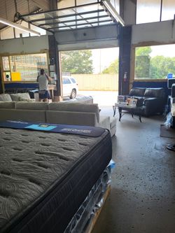 💚Sectionals & Mattresses💚