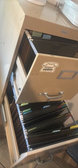 Caja De Metal