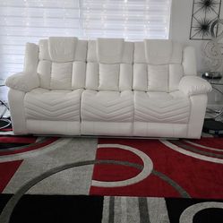 Venta Sofá 3 puestos, 2 reclinables.