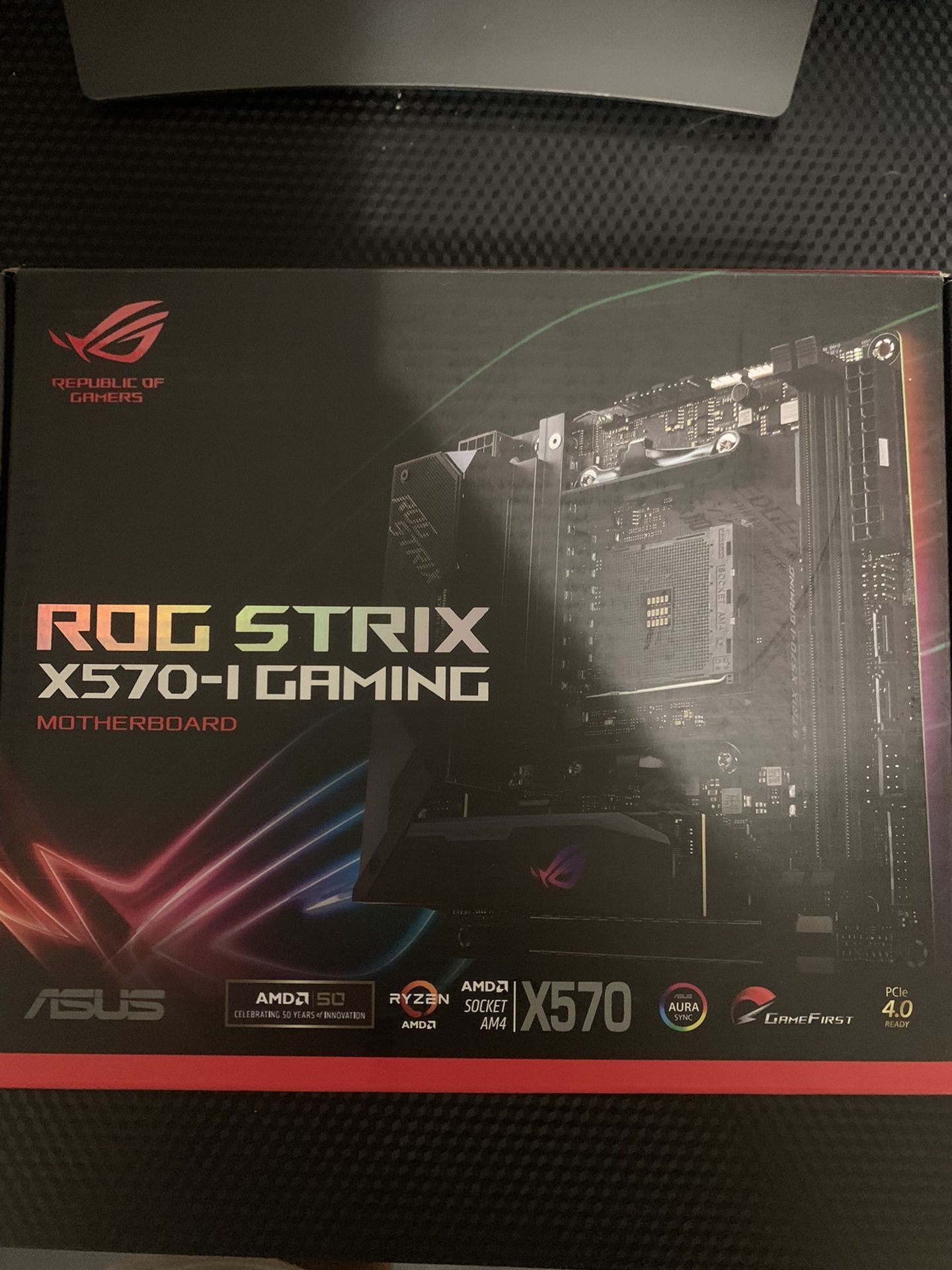 ROG STRIX X570-I