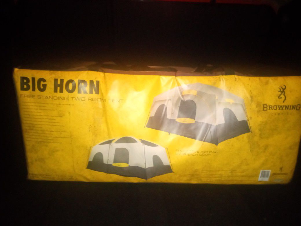 Big Horn  Free Standing 2 Room Tent