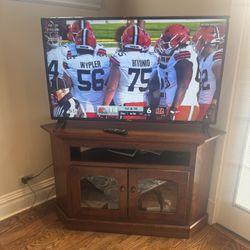 Corner TV Stand With Storage 