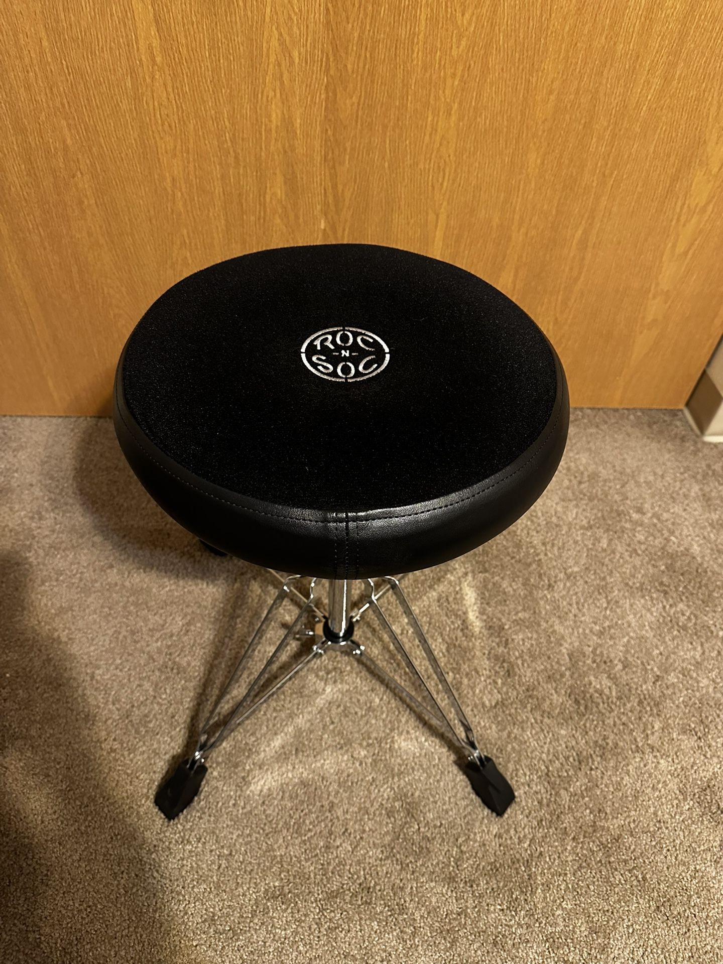 Roc N Soc Spiral Throne - Black
