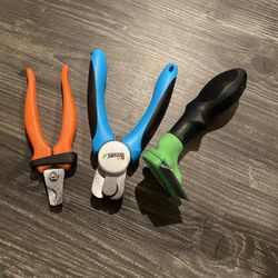 Nail Clippers And Shed Comb For Dogs 