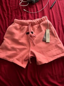 coral essential shorts