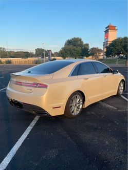 2014 Lincoln MKZ