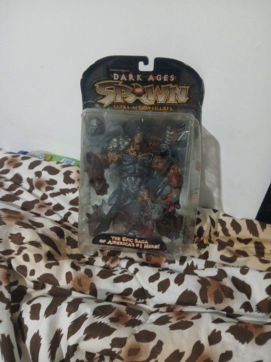 The product is the McFarlane Toys "The Black Knight" action figure from the Dark Ages Spawn Series 11, released in 1998.