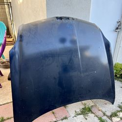 2003-06 G35 Sedan Hood