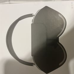 Space Gray AirPod Pro Max