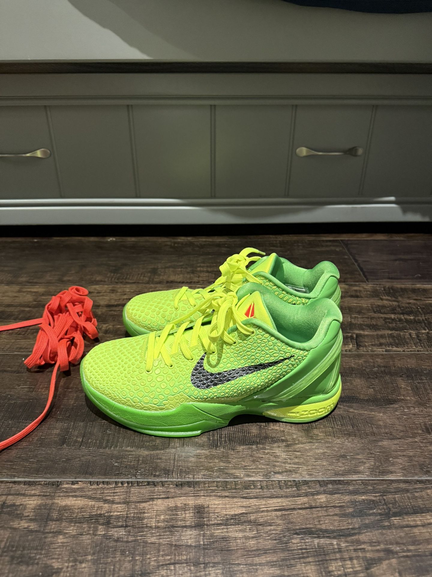 NIKE KOBE 6 PROTRO "Grinch 2020"