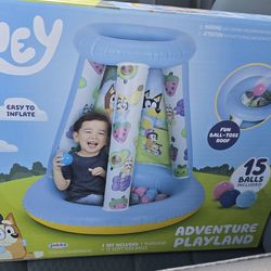 Bluey Activity Adventure Playland Ball Pit w/ 15 Balls NEW