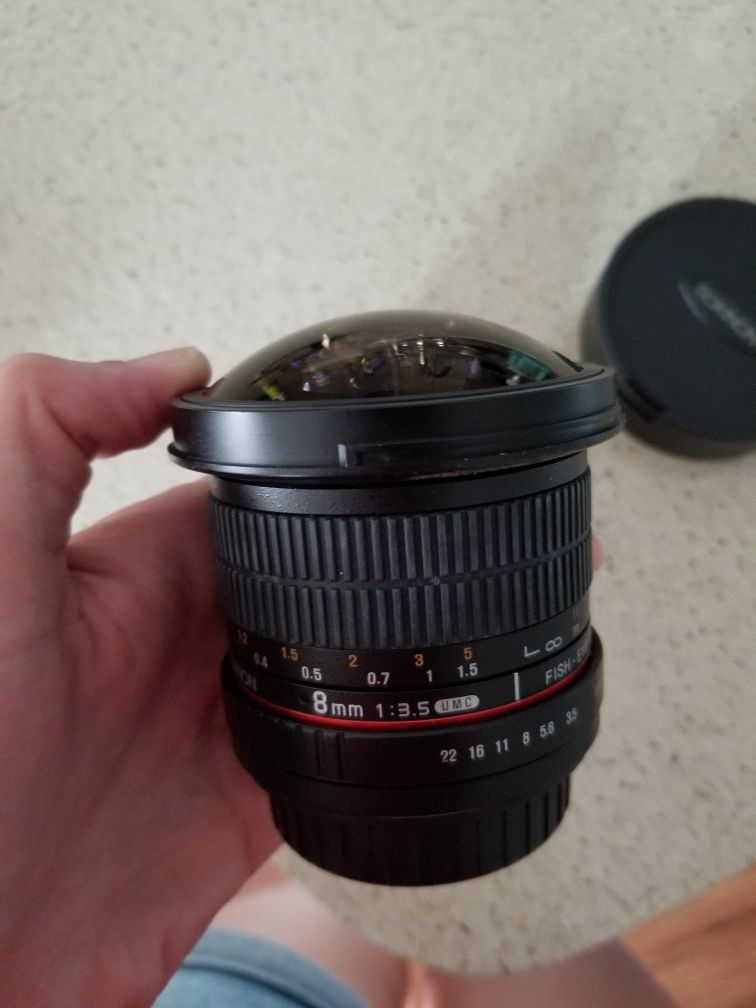 Rokinon 8mm f/3.5 UMC Fish eye CS 2 Lens